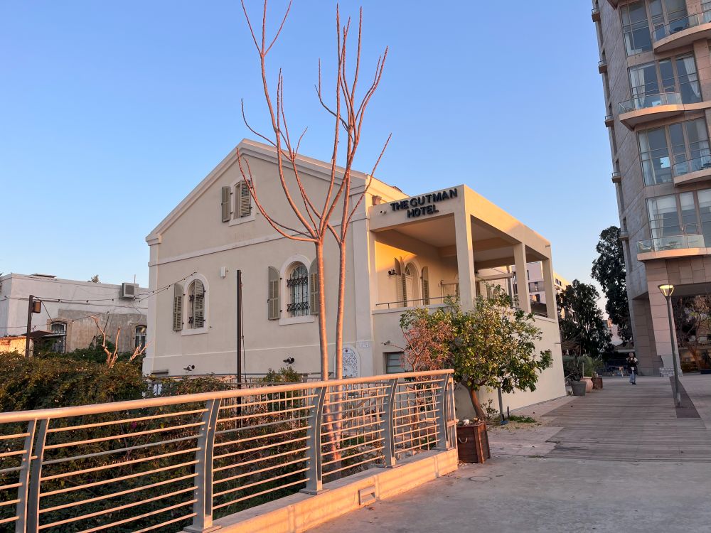 מלון דה גוטמן - תל אביב